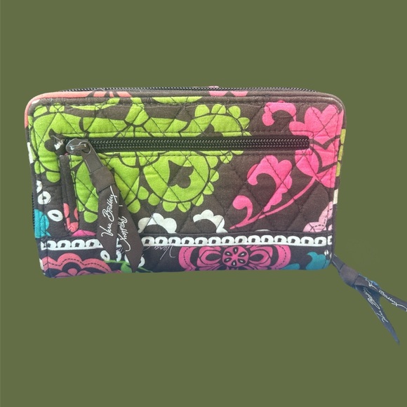 Vera Bradley LOLA Turnlock Wallet - Picture 2 of 4